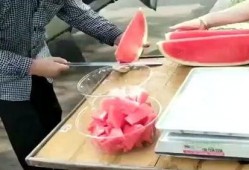 吃瓜给五块钱的网红,五块钱助力网红崛起，揭秘吃瓜经济背后的秘密！”