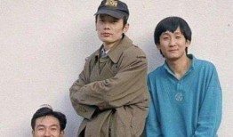 梁天爆料葛优敬酒视频,揭秘娱乐圈酒桌文化