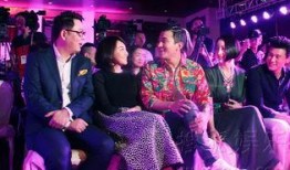 娱乐大爆料闫妮视频播放,娱乐大爆料引网友热议！