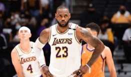 詹姆斯爆料受伤视频,揭秘篮球巨星赛场意外