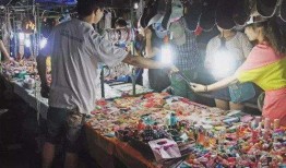 地摊新闻大爆料视频,真相与谣言的较量