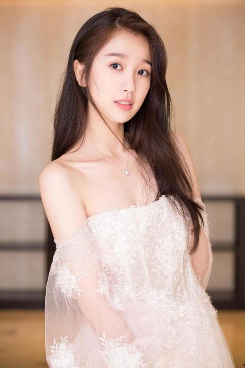 娱乐吃瓜博主讲虞书欣,娱乐圈“吃瓜”博主眼中的甜心女神